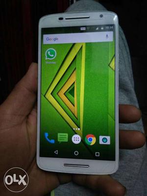 Moto x play 32GB white color bill and box. six