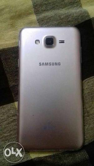 Samsung j7 mobile headphone and bill only one