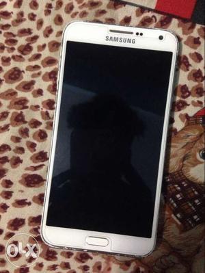 Samung E7 for sell in neat condition and only