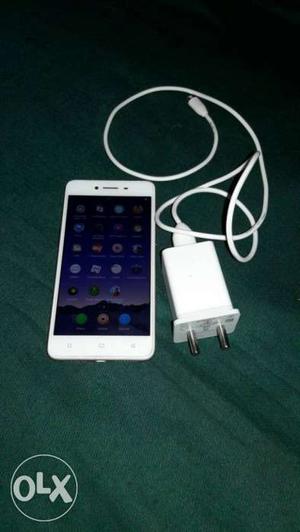 Sell oppo a37f very good working intresd call me
