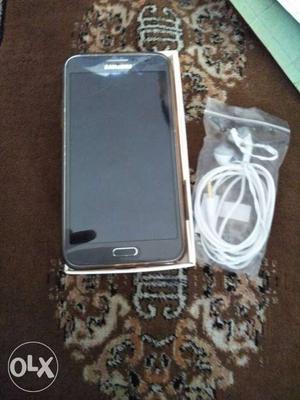 Used for 2 years Good condition 8 mp. And 5 mp