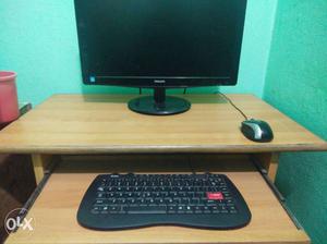 A desktop with specification:-2gb Ram,1 gb