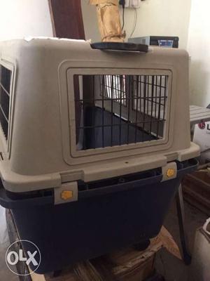 Large dog carry cage in perfect condition and