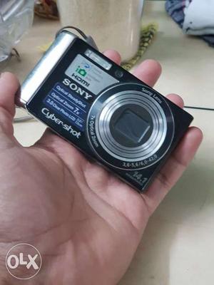 Sony cybershot camera 14mp WITH BOX
