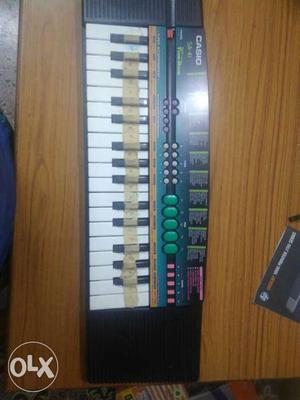 Casio SA41 with adapter and bag. In proper