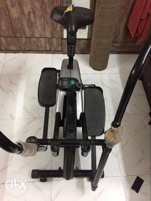 Cross trainer cycle, needs a little repair.