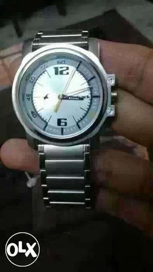 Fastrack watch good condition no use no single
