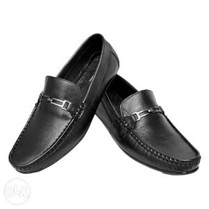 Genuine leather ostr shoes available in sizes