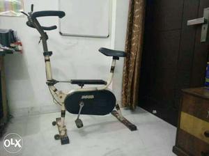 Gym cycle with gears for speed adjustment. New