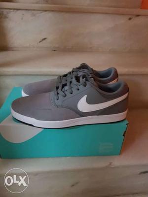 Nike casual shoes