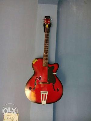 Red and black.. Givson crown special.with bag and pick