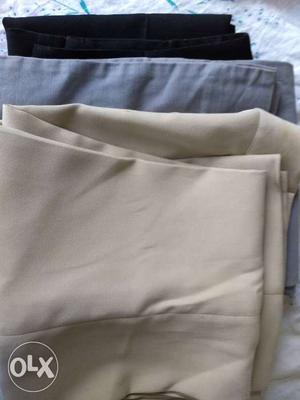 Set of 3 trousers. very good condition, unused.