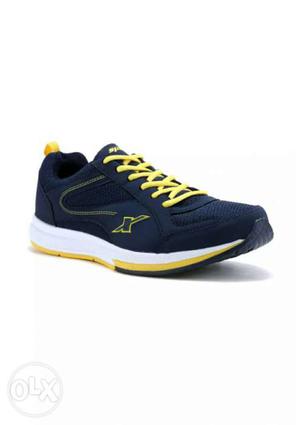 Sparx Blue And Yellow Running Shoes