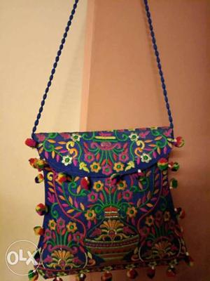 Women's Multicolored Sling Bag