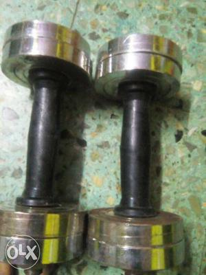 20kg new dumbbells pair I want to sell urgent