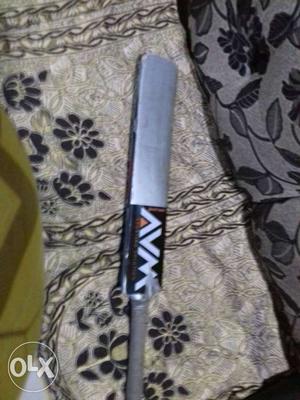 AVM new bat used for only 3 month us3e