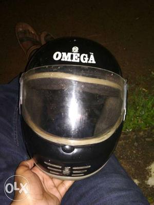 Black Omega Full-face Helmet