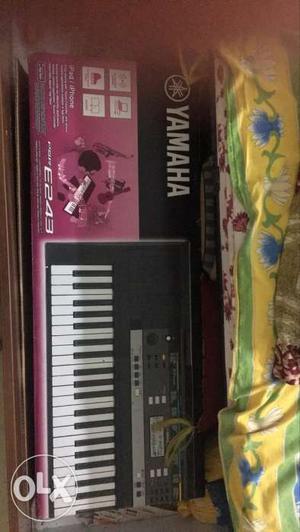 Black Yamaha Electronic Keyboard Box