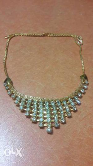 Golden imitation neckpiece only for you very low