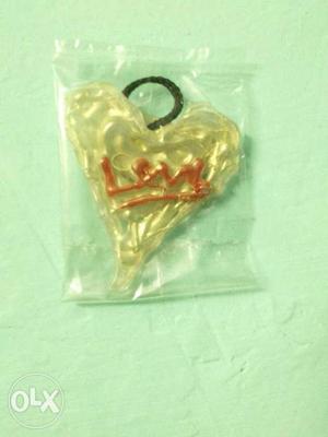 Heart-shaped Gold-colored Hanging Decor In Plastic Pack