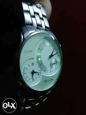 I want to sell Citizen dual time watch. I have