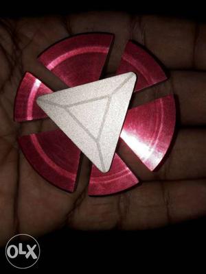 Red And Grey Iron Man Print 6-blade Fidget Spinner