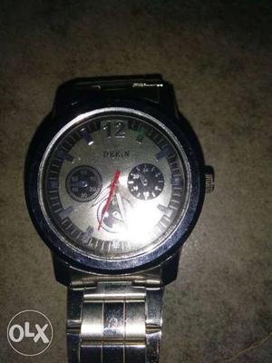 Round Black Dekin Chronograph Watch With Link Bracelet