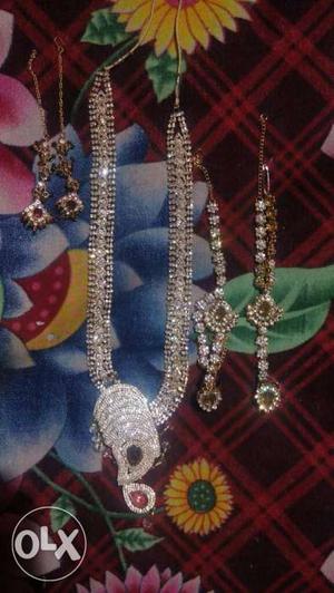 Silver Pendant Necklaces