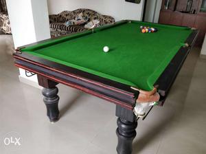 Snooker/Pool table size 8×4 1yr old in excellent