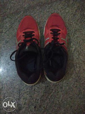 Used only 3 months original asics sports shoe no damage Size