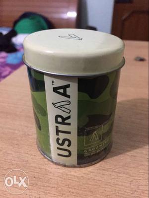 Ustraa Much wax. Sparingly used in good condition