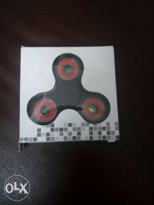 Black And Red Fidget Spinner In Pack