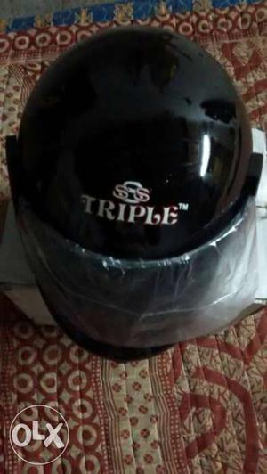 Black Triple SS Full-face Helmet