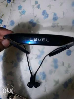 Bluetooth headphone Samsung level U