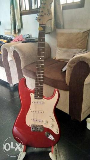 Fender squier strat less used,good condition,new