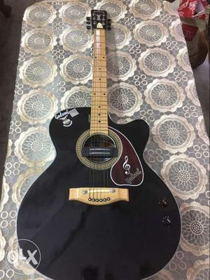 Godson guitar in good condition