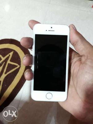 Apple 5s 32 gb only mobile gold colour out look