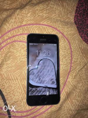 Apple iPhone 5s one month use brand new condition not a