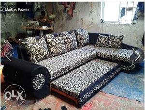 Black And White Fabric Sectional Sofa With Throw Pillow