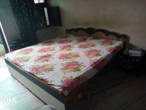 Double bed urgent sell