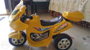 Kids rechargeable bike in mint condition