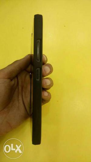 Lenovo Ag,2gb ram,with charger, excellent