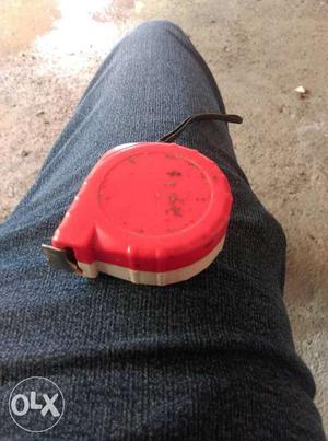 Red And White Retractable Measuring Tape