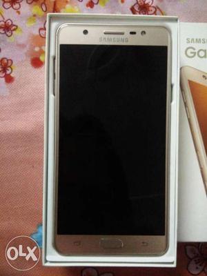 Samsung galaxy j7 max..3 days old phone.brand