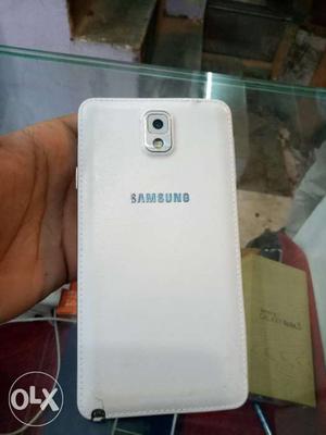 Samsung note 3 neo with bill box charger good