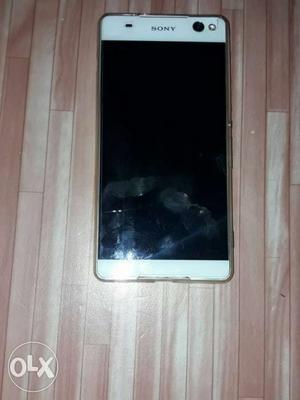 Sony xperia C5 Ultra in very good condition