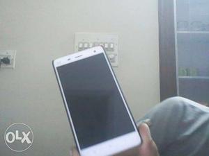 Want to sell my mi4w phone in great conditon