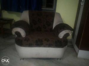Black And White Sofa Chair