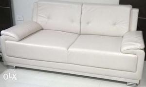Brand new 3+1 cream leather sofa set in excellent