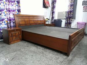 Double box bed King size in teak wood with two side tables